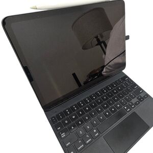 Apple iPad Air - Gray